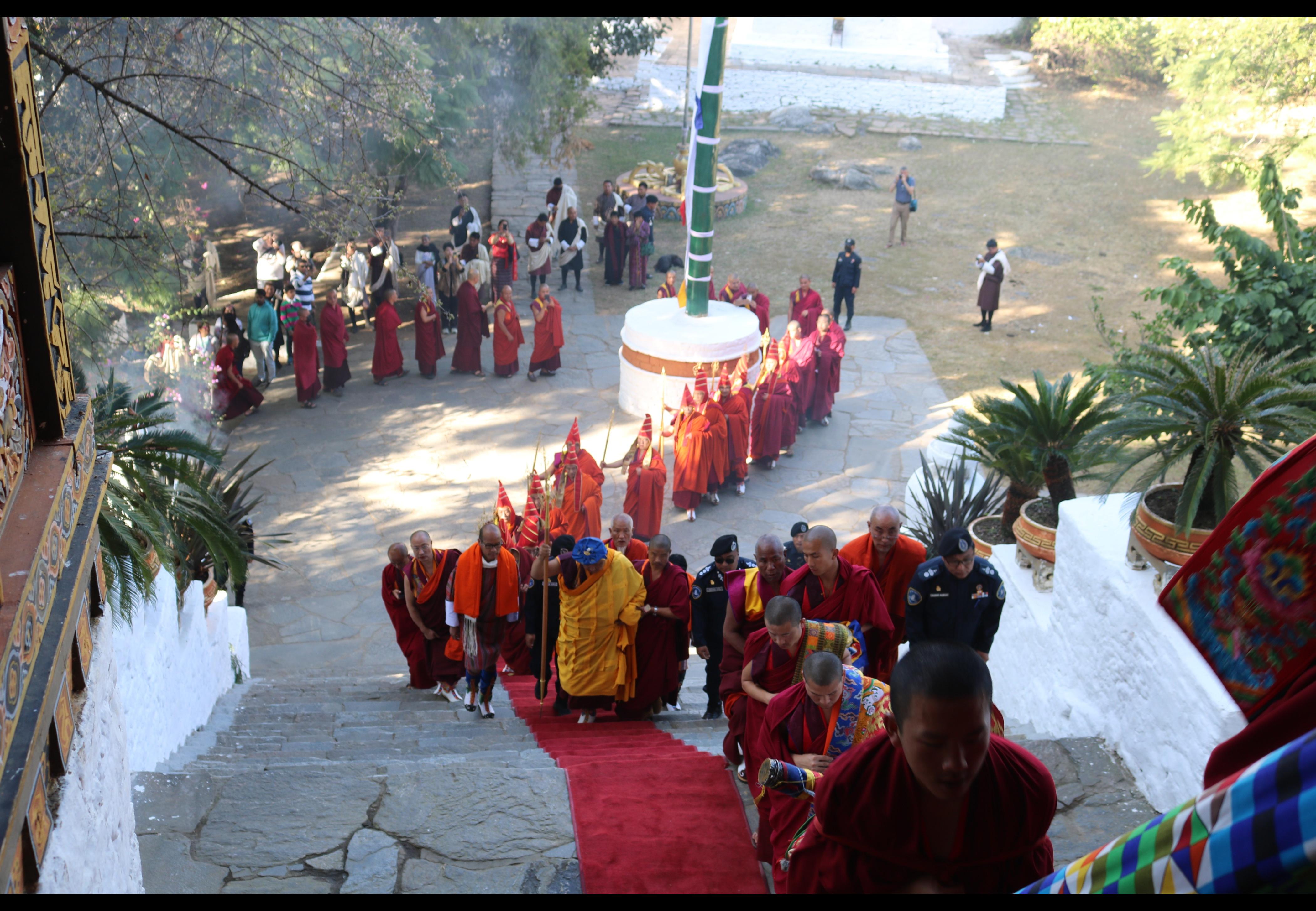 Arrives at Punakha