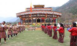  Boedra by Dzongkhag Dancers