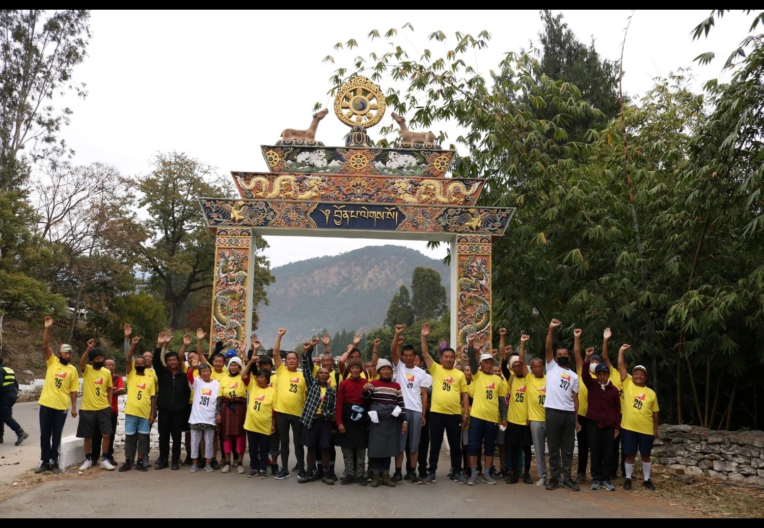The Dzongkhag Administration organized the marathon today as a build up program for the 116th National Day celebration.